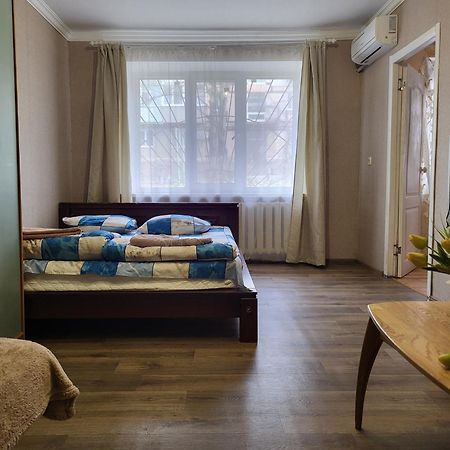 2-Кімнатна Квартира У Центрі На Олександра Поля, Шпиталь, 16Лікарня Dniepropietrowsk Zewnętrze zdjęcie