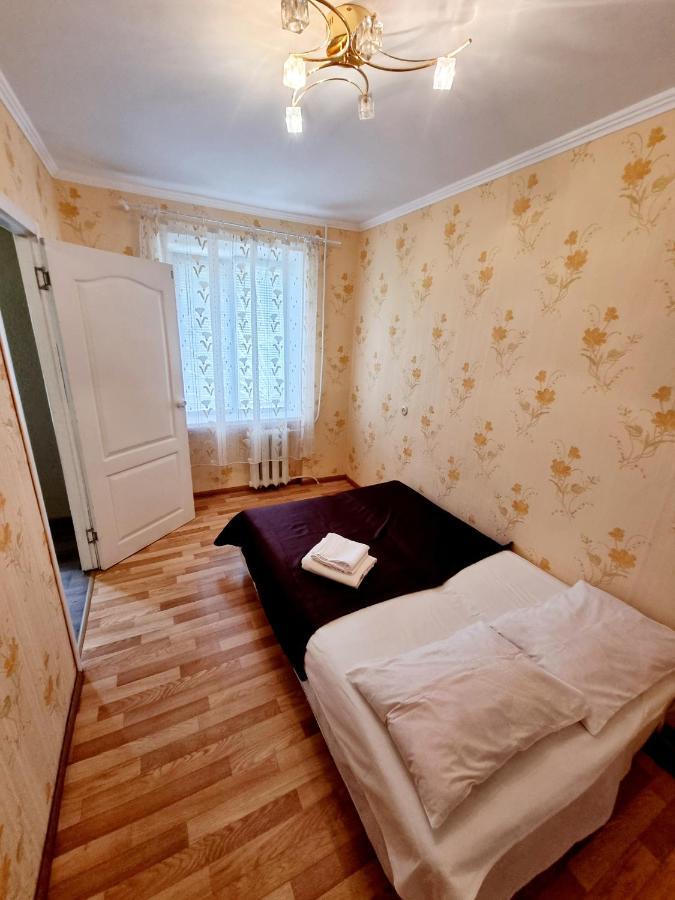 2-Кімнатна Квартира У Центрі На Олександра Поля, Шпиталь, 16Лікарня Dniepropietrowsk Zewnętrze zdjęcie