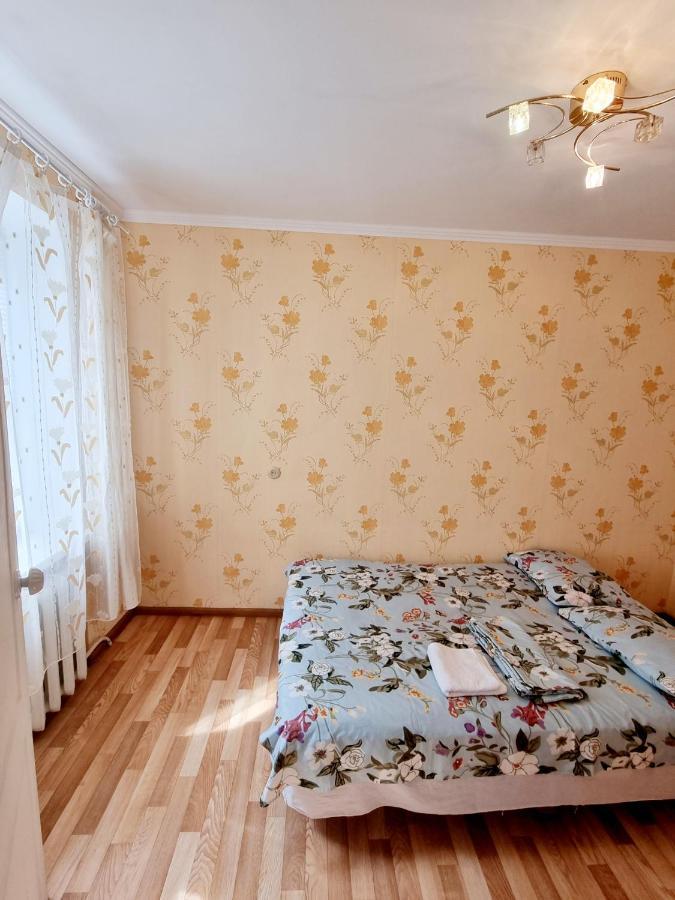 2-Кімнатна Квартира У Центрі На Олександра Поля, Шпиталь, 16Лікарня Dniepropietrowsk Zewnętrze zdjęcie