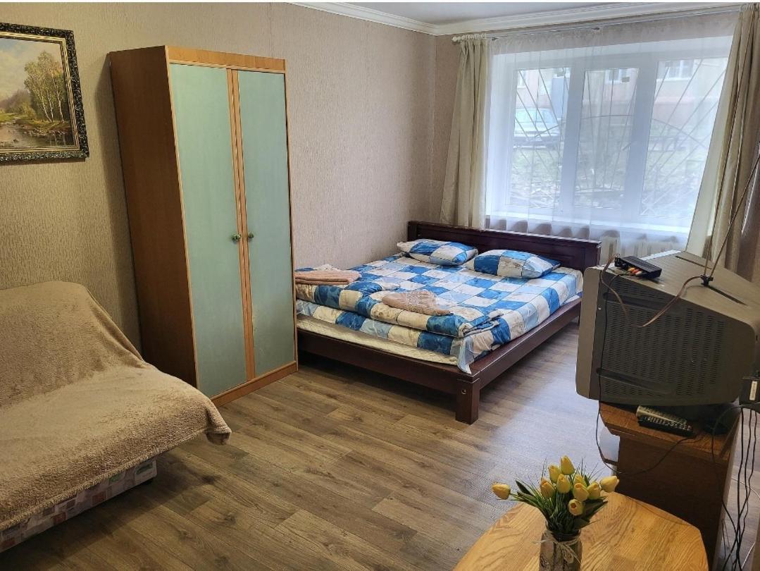 2-Кімнатна Квартира У Центрі На Олександра Поля, Шпиталь, 16Лікарня Dniepropietrowsk Zewnętrze zdjęcie